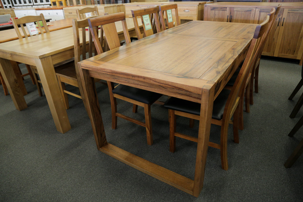 Geelong 2000 Dining Table