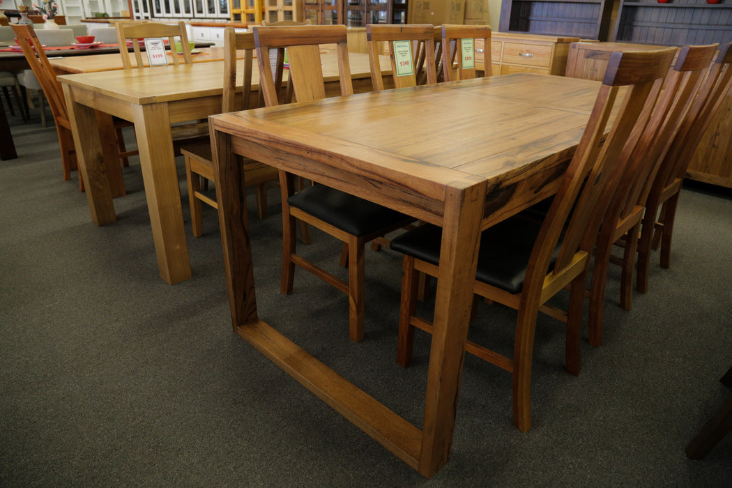 Geelong 2000 Dining Table