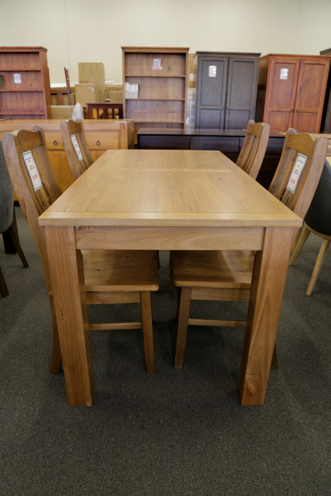 Granville 2000 Dining Table