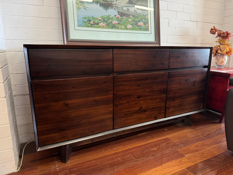 Granville Acacia 3 Dr/3Drw Buffet