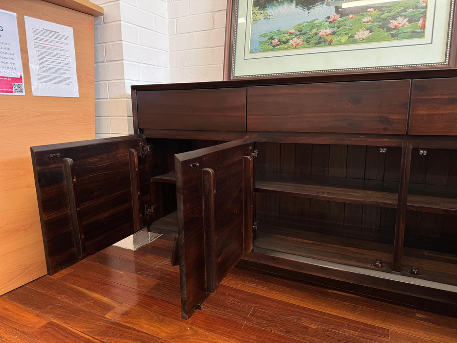 Granville Acacia 3 Dr/3Drw Buffet