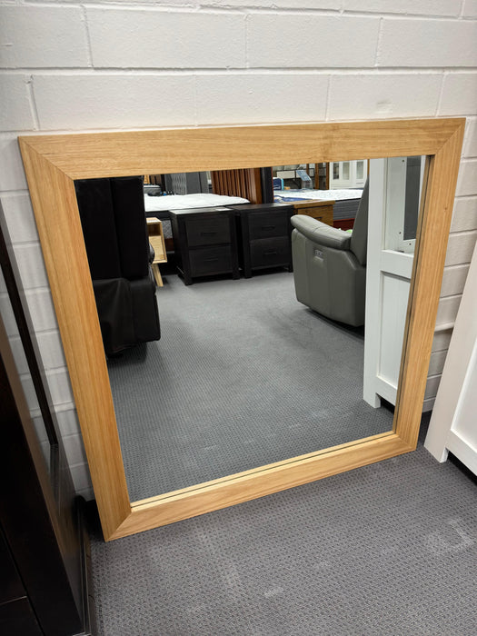 Lynton Mirror