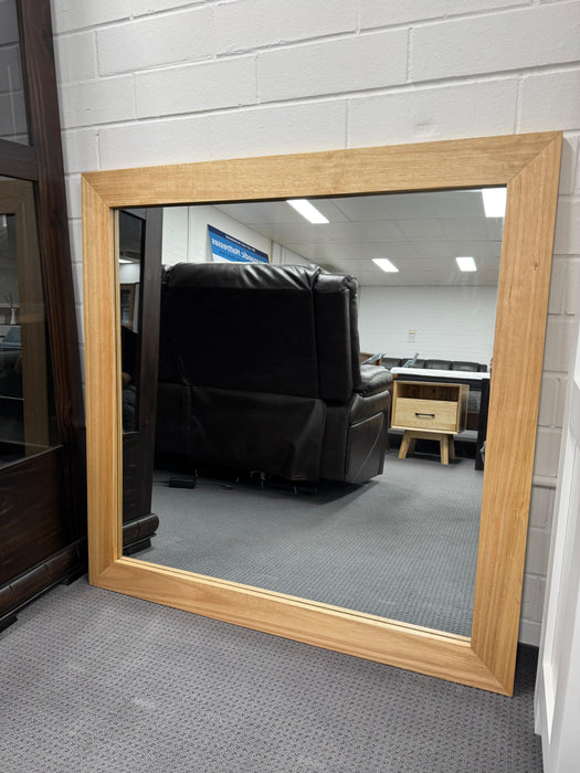 Lynton Mirror