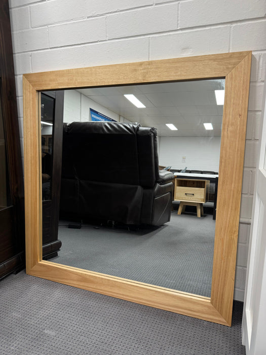 Lynton Mirror