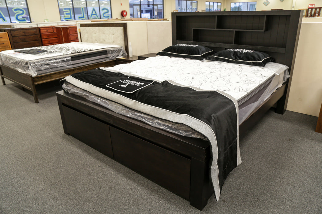 Malaga King Bed with 2 Storage Bedend Drawers