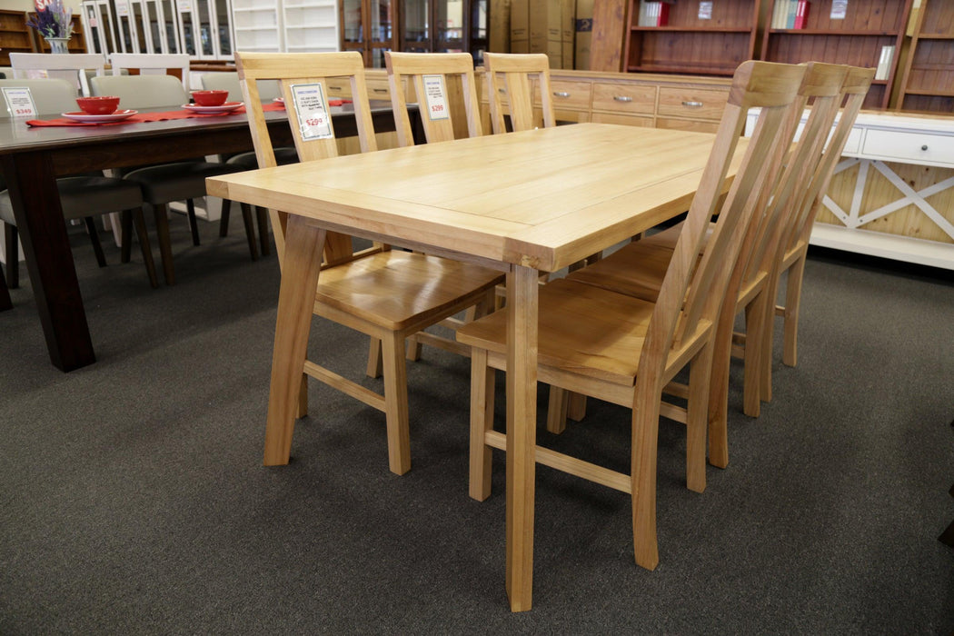 Parker 1800 Dining Table